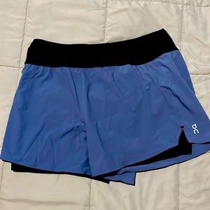 COPY - Running shorts size large ON running